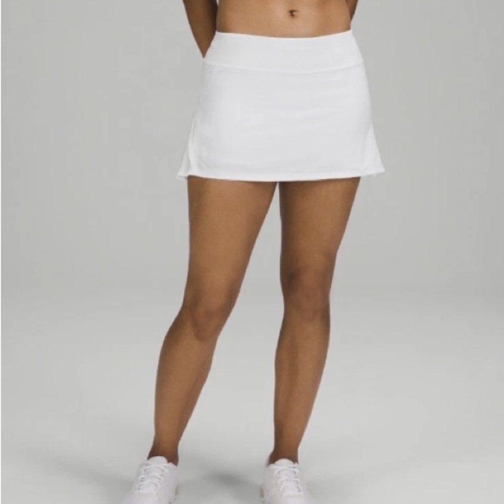 White lululemon play off the pleats tennis skirt